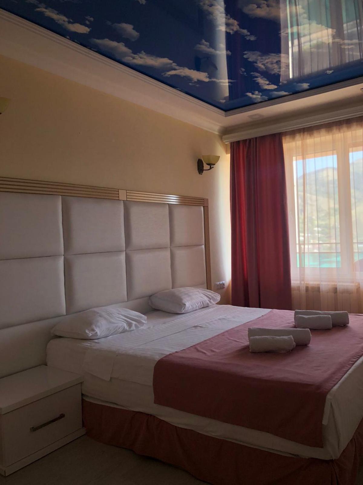 Goris Hotel Exterior photo