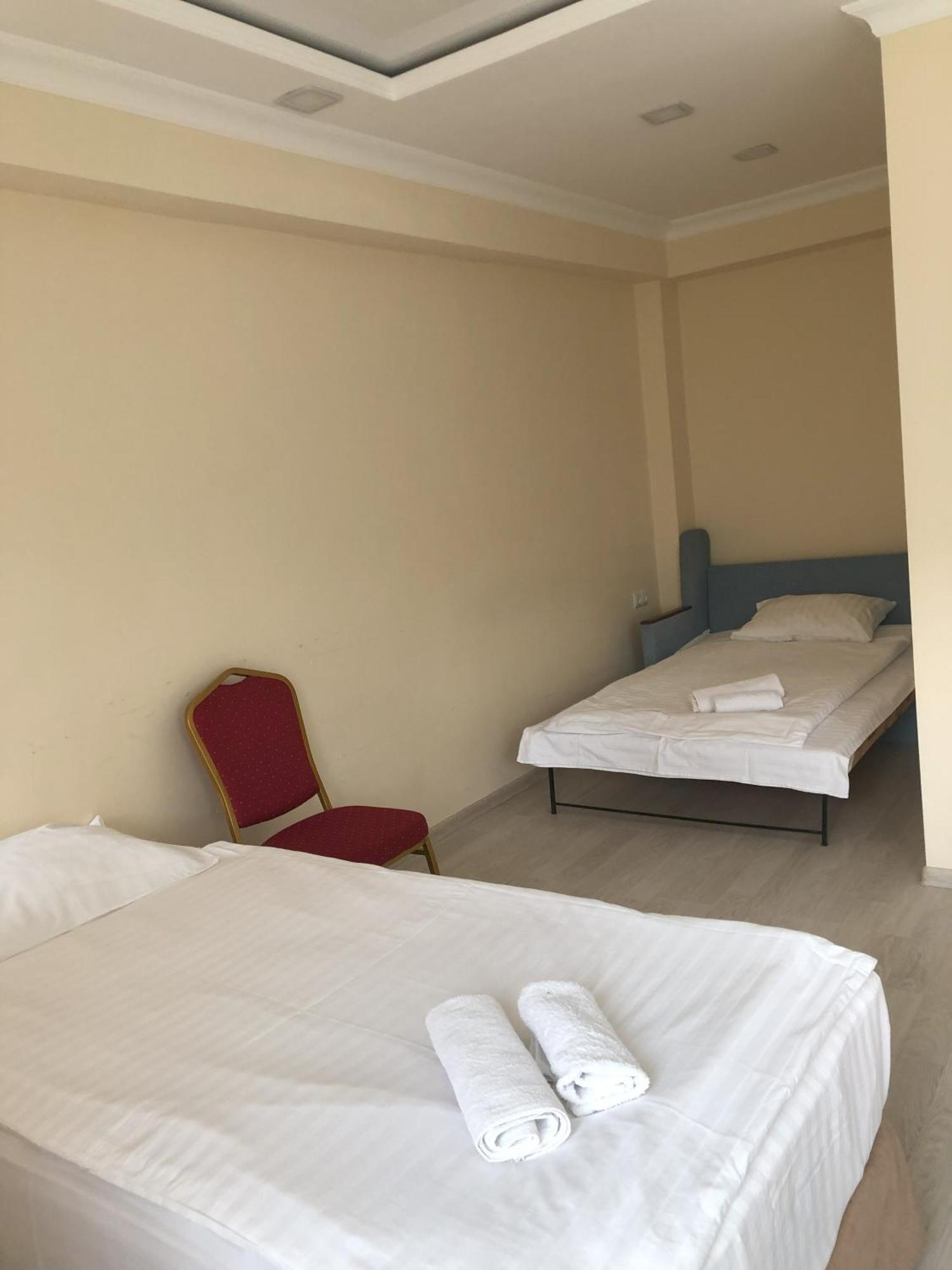 Goris Hotel Exterior photo