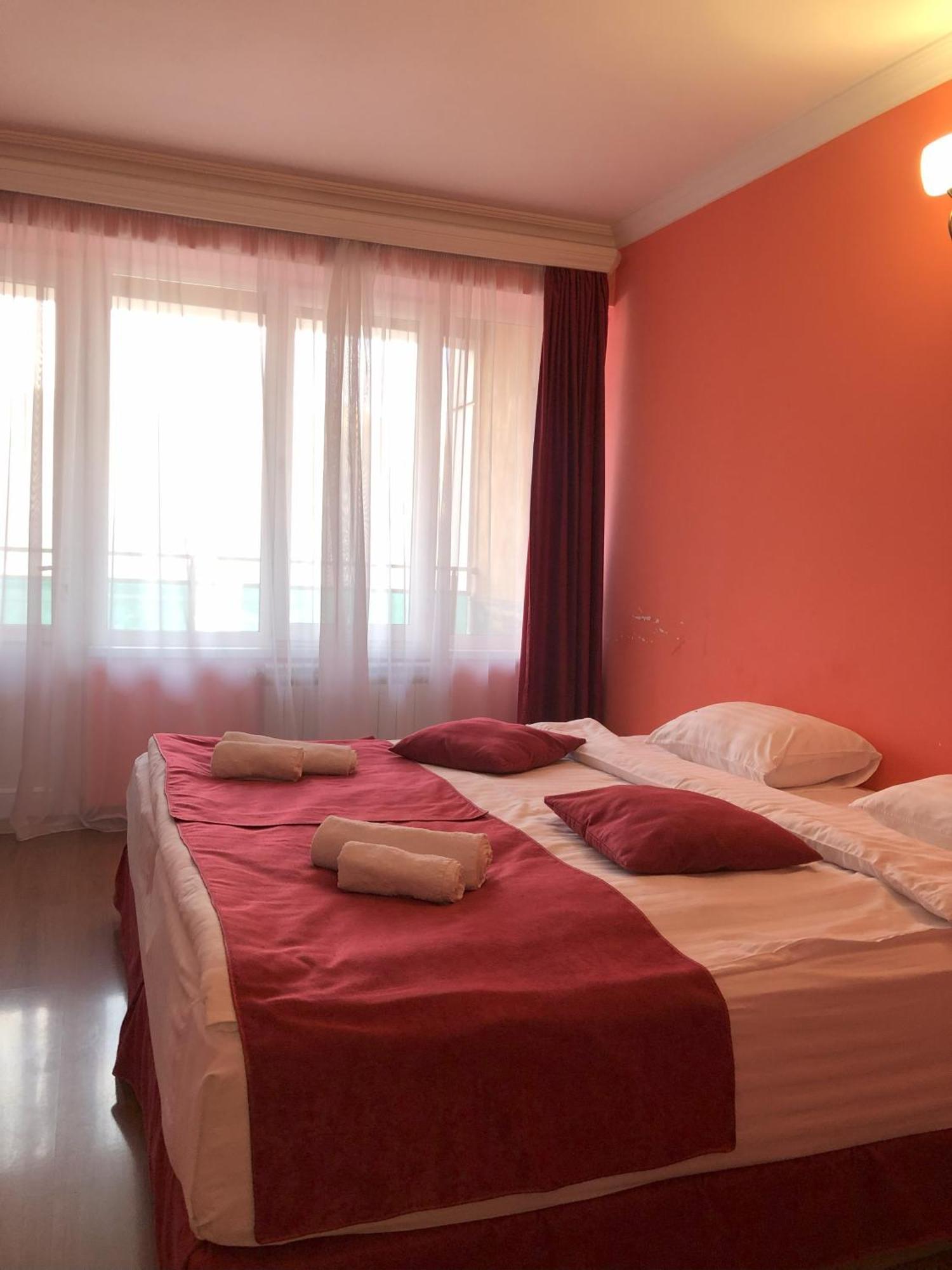 Goris Hotel Exterior photo