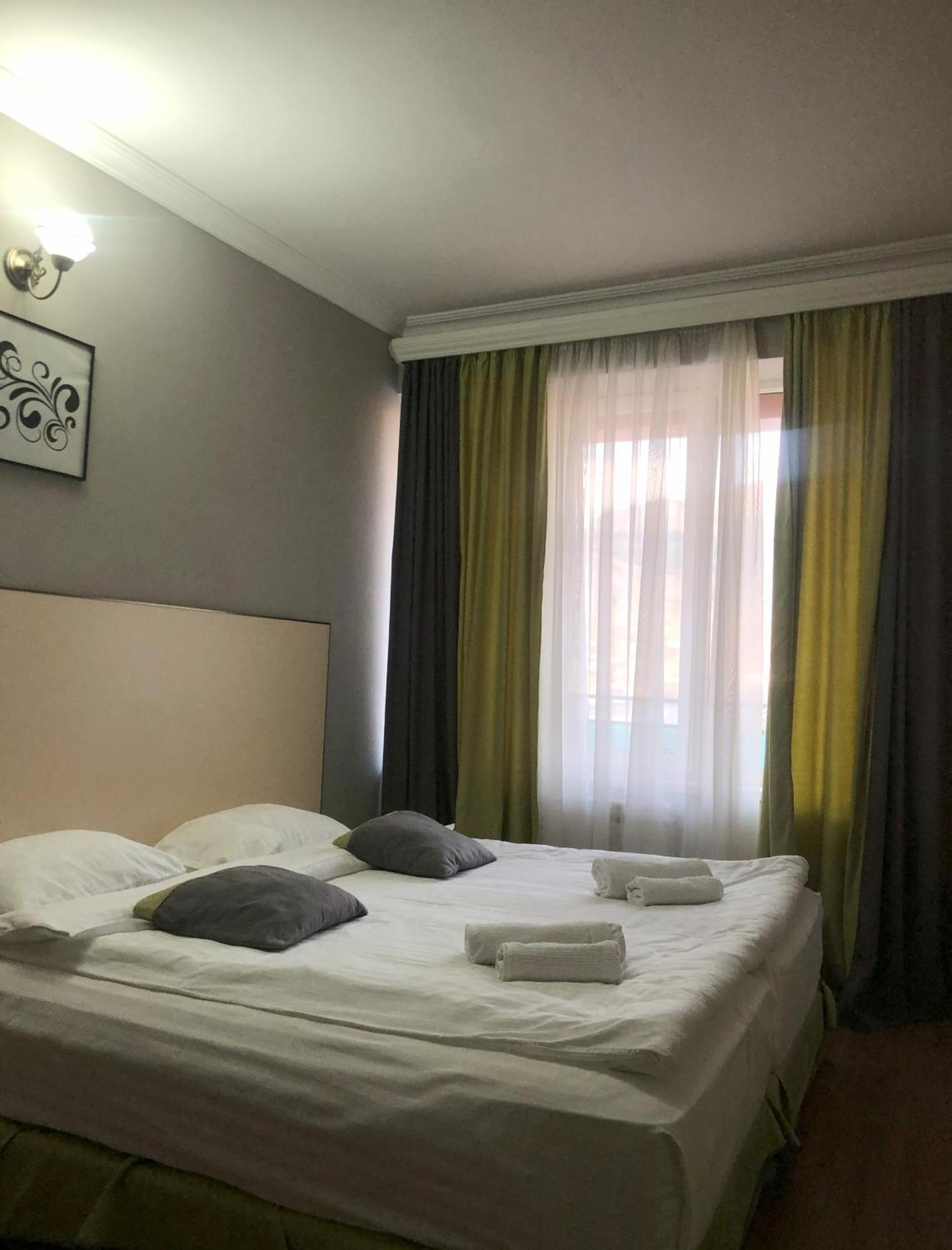 Goris Hotel Exterior photo