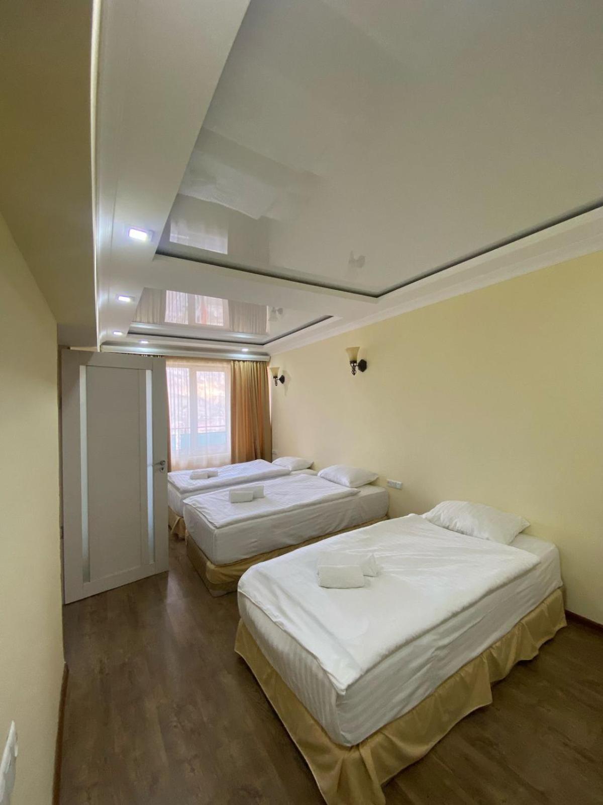 Goris Hotel Exterior photo