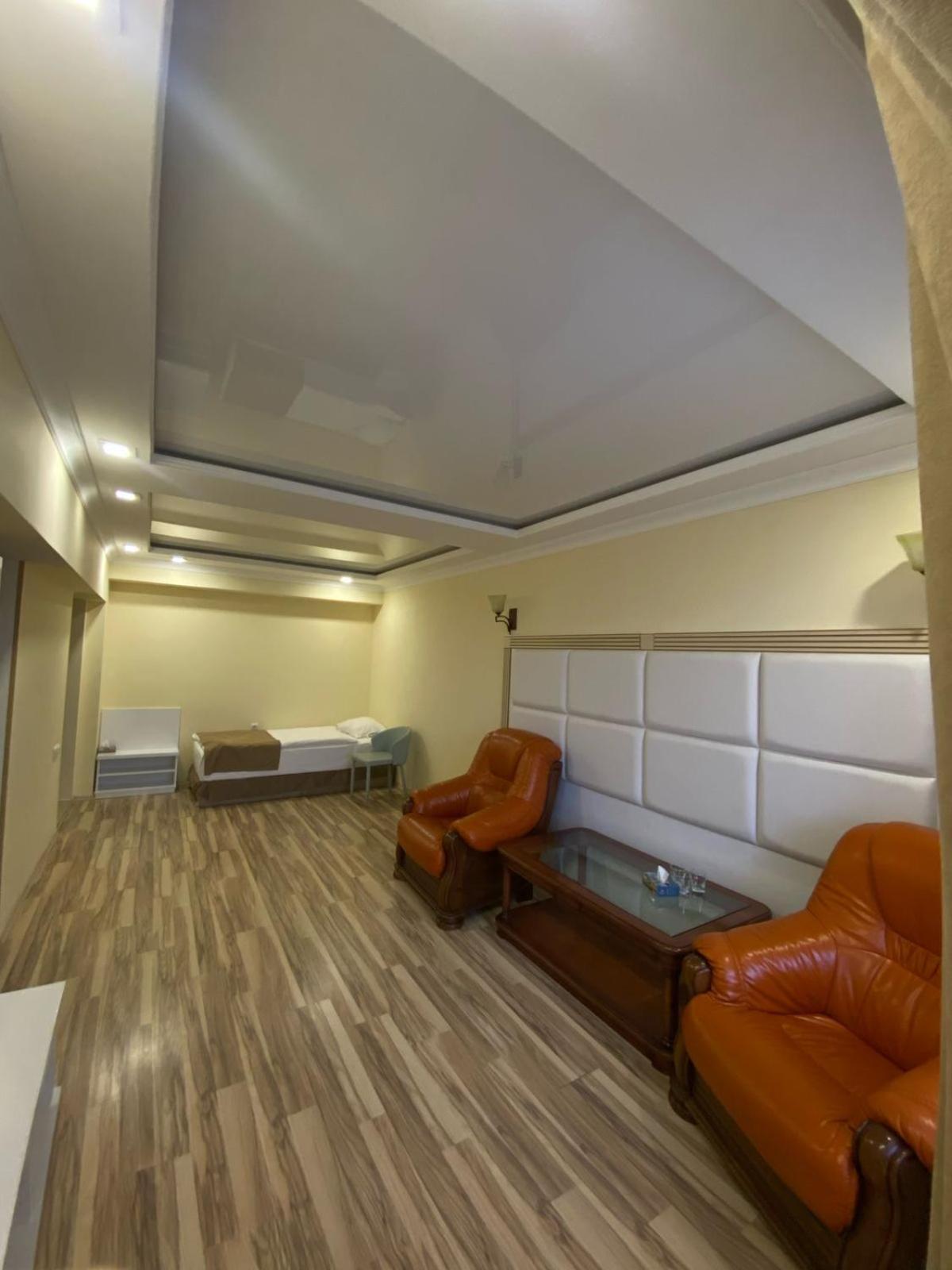 Goris Hotel Exterior photo